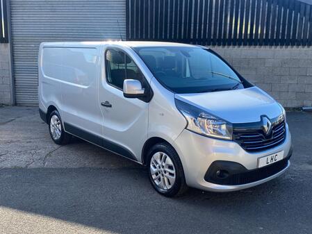 RENAULT TRAFIC 1.6 SL27 dCi 120 Sport Nav Euro 6