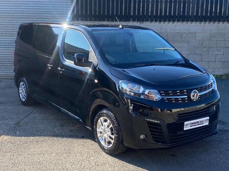 VAUXHALL VIVARO 2.0 Turbo D 3100 Sportive