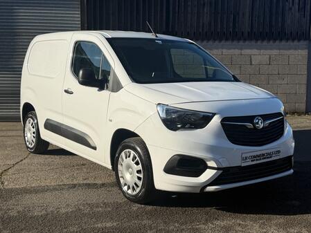 VAUXHALL COMBO 1.6 Turbo D 2300 Sportive